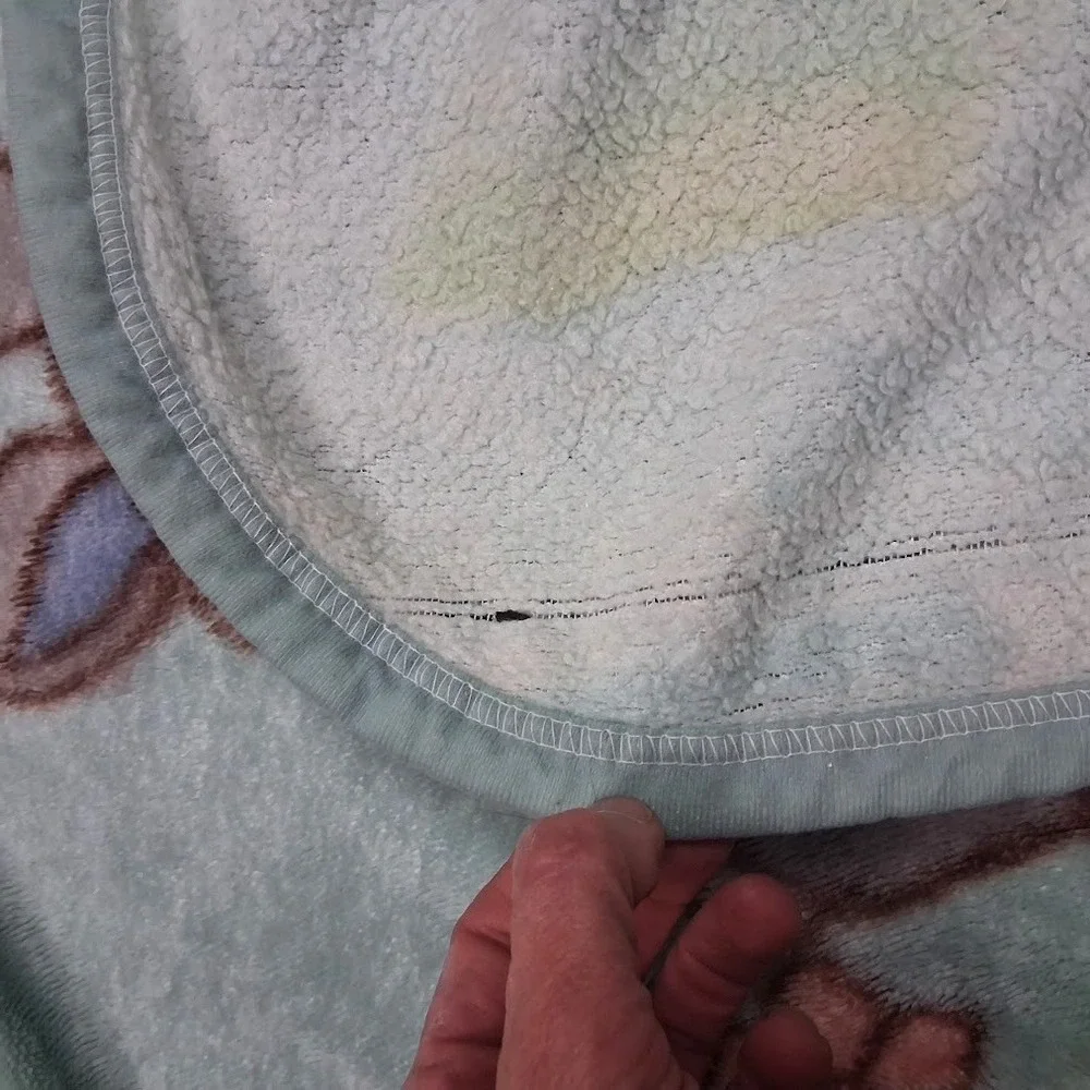 Flaw ** Vtg Light Green Bambi Deer Bunny Butterfly Throw Blanket 40x60 Soft‎